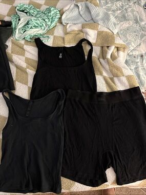 SKIMS Black Tank Tops and Boxer Briefs Set